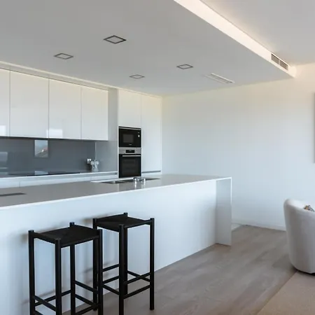 Апартаменты Bright & Stylish First Floor - 16l Лориньян