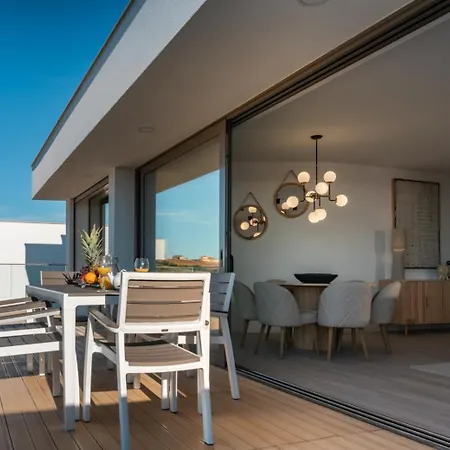 Bright & Stylish First Floor - 16l * 로리냐